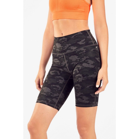 Fabletics Camo High-Waisted Compression Bike Shorts | Size S | Fitness Goals - Picture 3 of 7
